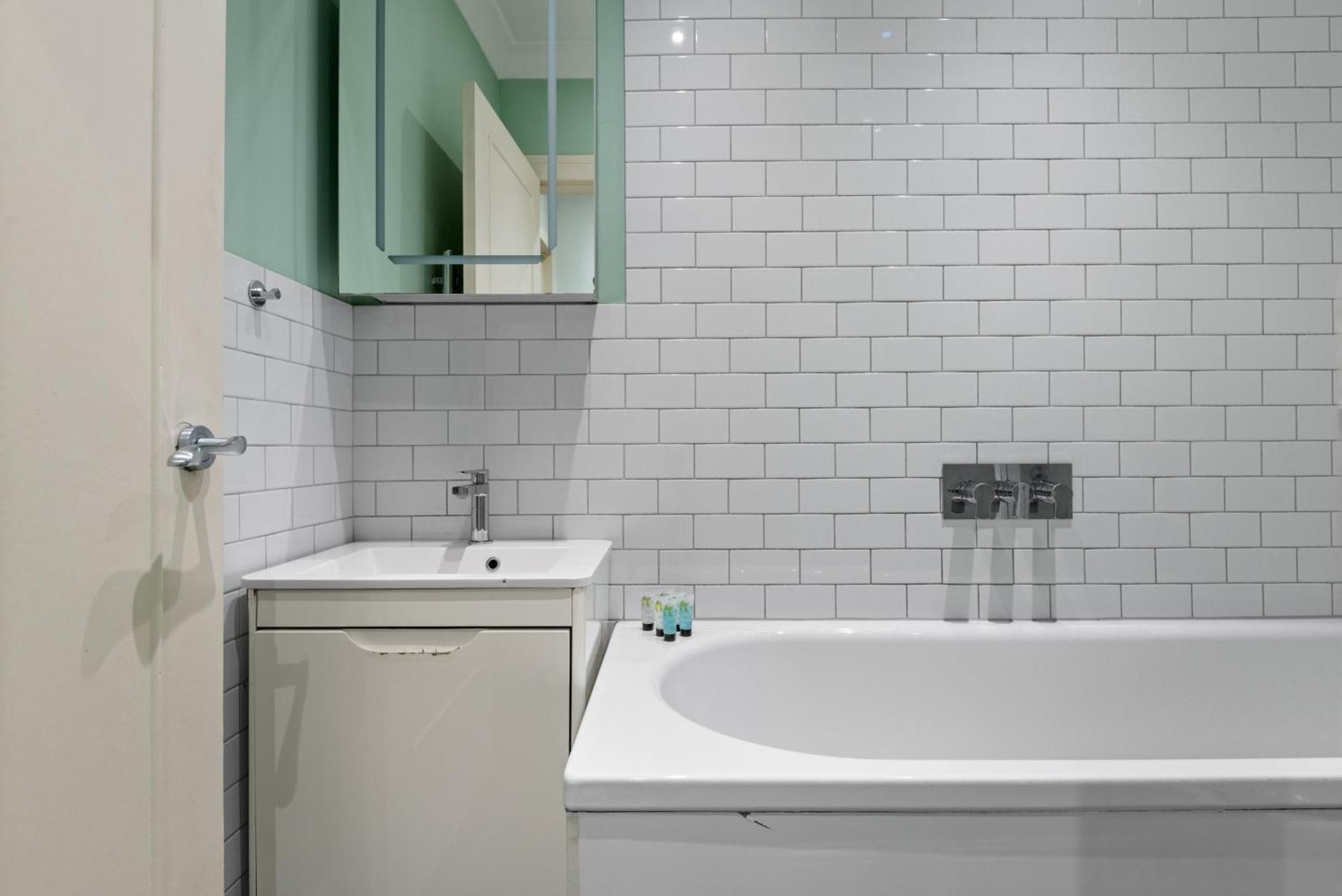 Apartament Londwell, Boutique Bliss Nestled In Knightsbridge By Harrods Londyn Zewnętrze zdjęcie